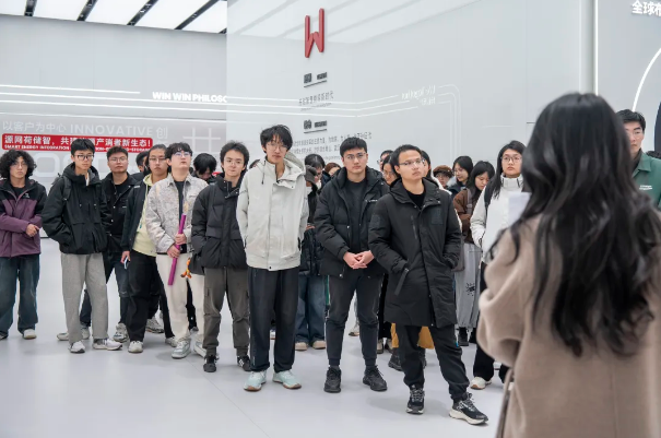 苏大建筑学院对话固德威：解码光电建筑的零碳未来